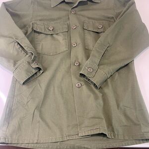 Men's Olive Casual Button-Down Shirt
